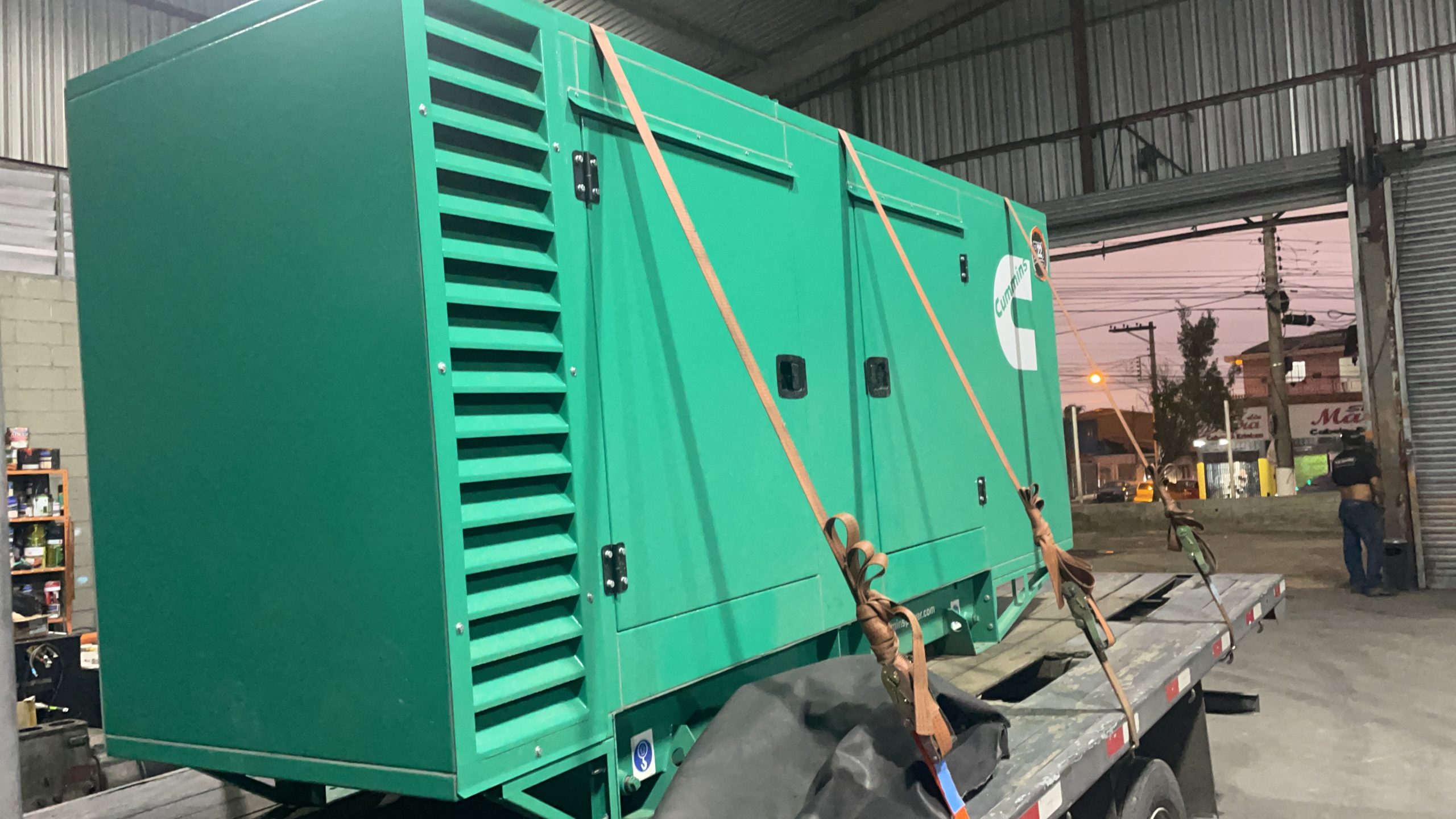 Locação de Geradores 200 kva
